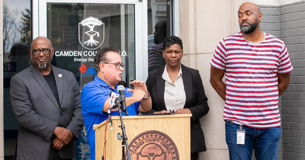 Camden County OEO Bank Building Chris Collins Angel Fuentes Sheila Davis Arthur Barclay